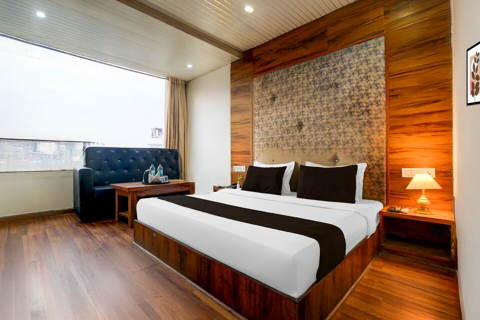 Hotel O Patiala Chowk Near Bus Stand, Zirakpur, Zirakpur