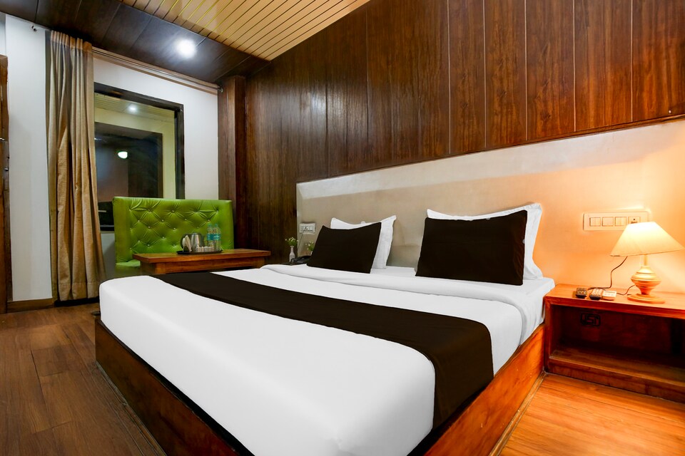 Hotel O Patiala Chowk Near Bus Stand, Zirakpur, Zirakpur