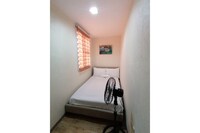 OYO 867 Roncales Travellers Inn 