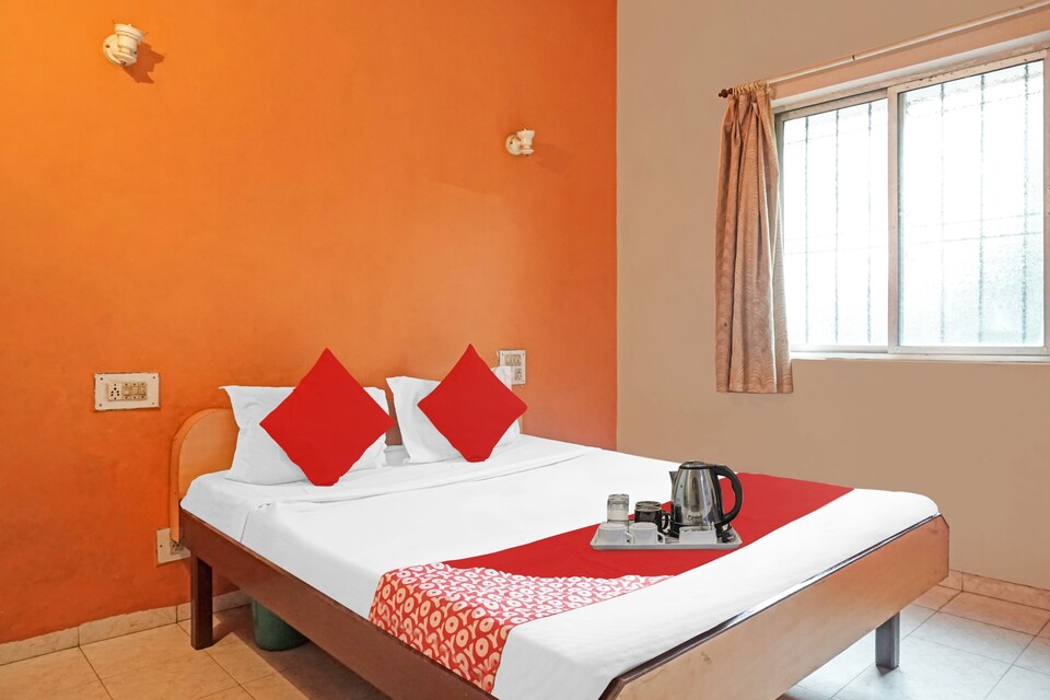 Flagship Adarsh Lodge, Lonavala, Lonavala