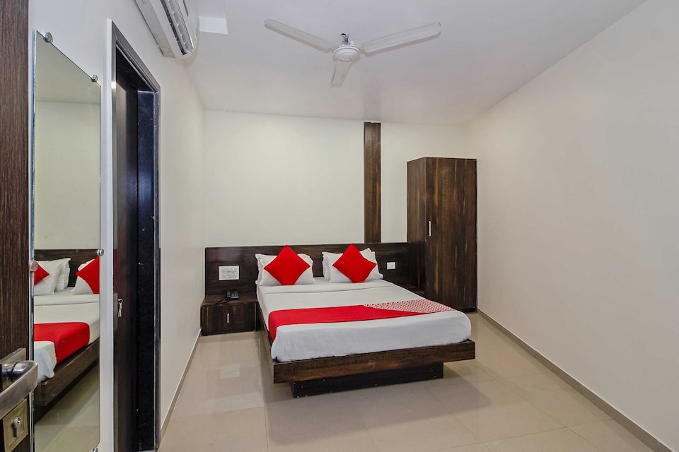 POP Guest House, Avas Vikas, Rudrapur