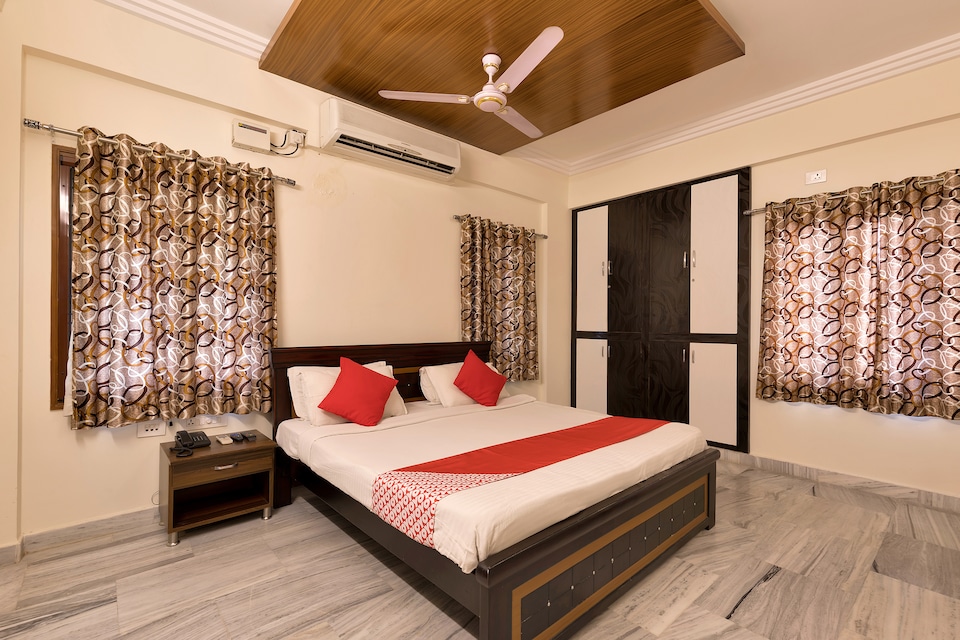 Capital O 10598 Sunrise Castle, Hi-Tech City, Hyderabad
