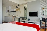 Capital O 91215 Paysroom Tower Altiz