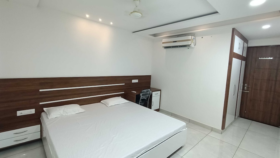 OYO Home Ishwar Bharti Apartments, Hisar, Hisar