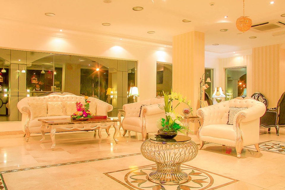 OYO 136 Pioneer Hotel Apartments , Ruwi Muscat, Muscat