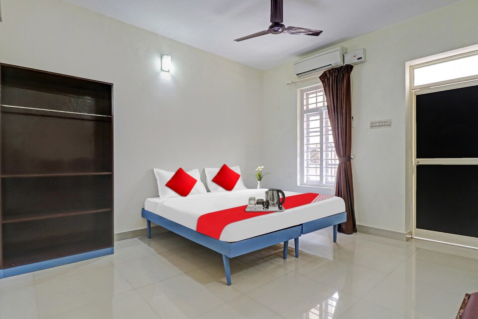 OYO Hotel Babuji Inn Rooms, Technopark Trivandrum, Trivandrum