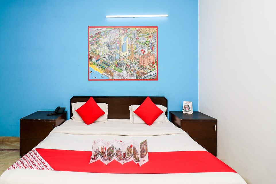 OYO Hotel Amigo Near Appu Ghar, HUDA CENTRE 1, Gurgaon