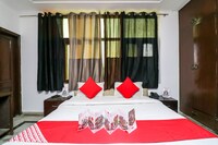 OYO Hotel Amigo Near Appu Ghar