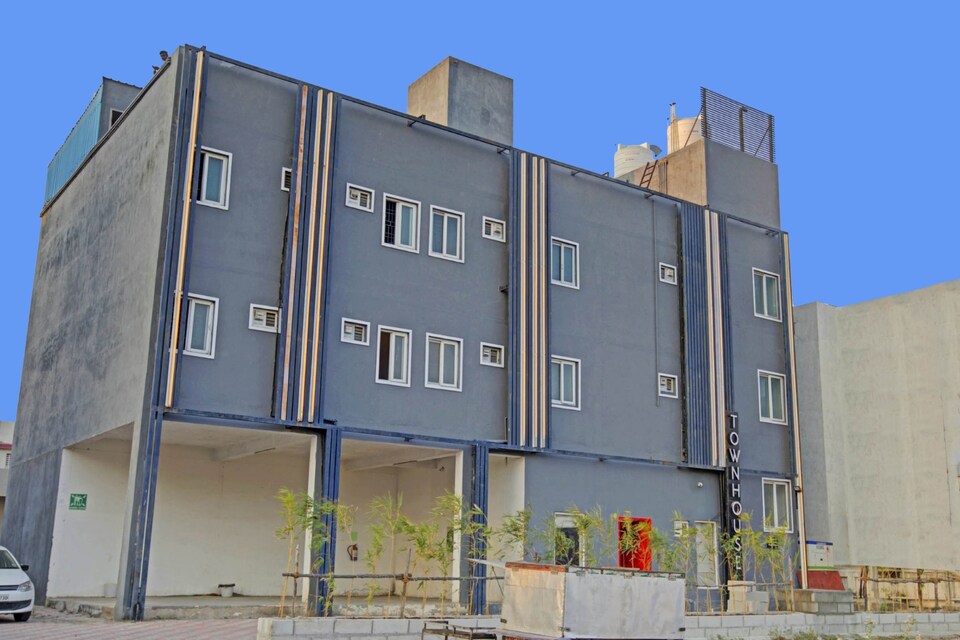 Live as CHN635, OMR Chennai, Chennai