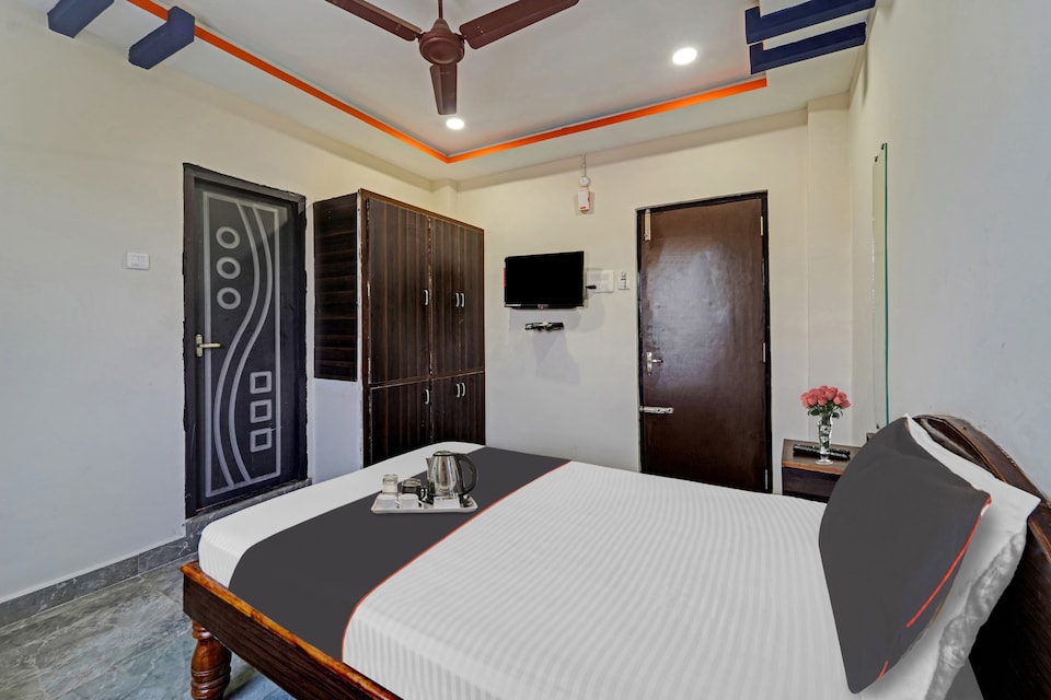 Hotel O Lakshmi Residency, Transit Tirupati, Tirupati