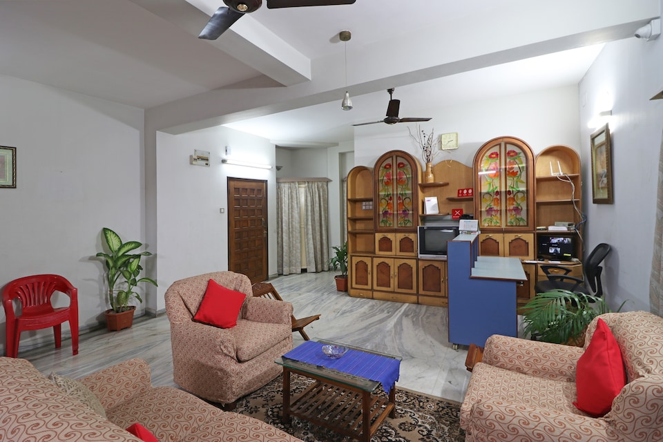 OYO 10617 Simba's Den, Salt Lake Kolkata, Kolkata