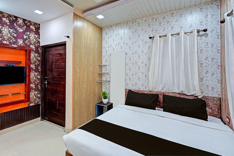 OYO Home Rajawat Home, Sahastradhara Road, Dehradun