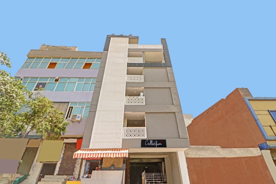 Live on DEL5808, Rajouri Garden Delhi, Delhi