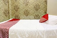 Hotel O Sar Inn