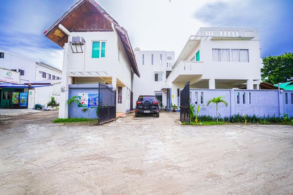 OYO 873 Villa Tomasa Forum, Batangas, Batangas