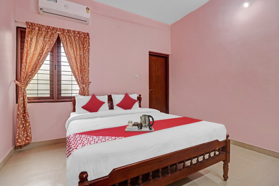 OYO Paalackal Homes, Kochi Fort, Kochi