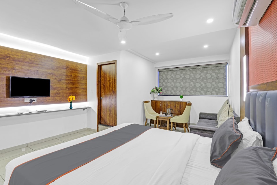 Hotel O Royal King, Ahmedabad Airport, Ahmedabad