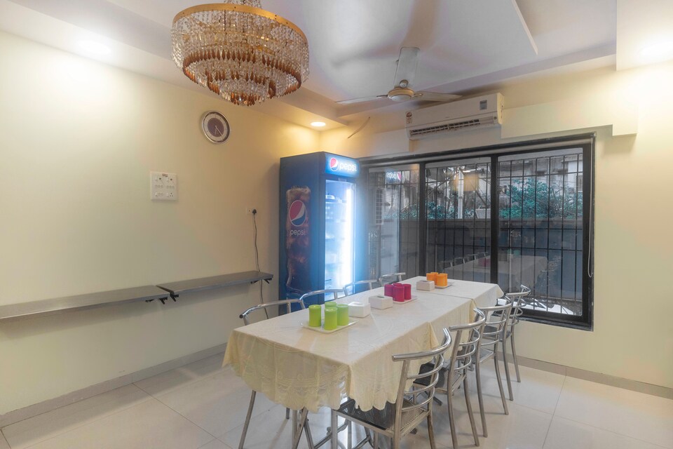 Capital O MUM141 Daisy Residency, Mumbai SEEPZ, Mumbai