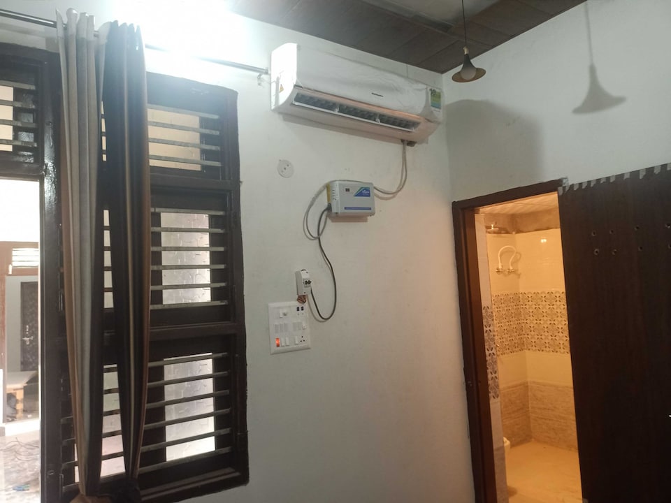 OYO Hotel Vijay, Rohtak, Rohtak