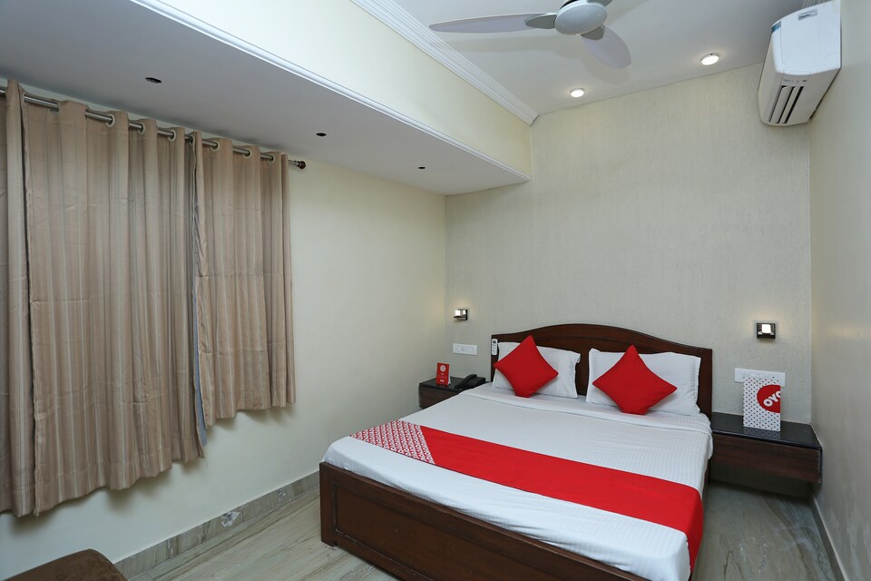 OYO 10515 Hotel Vishnu Villas, New Market Bhopal, Bhopal