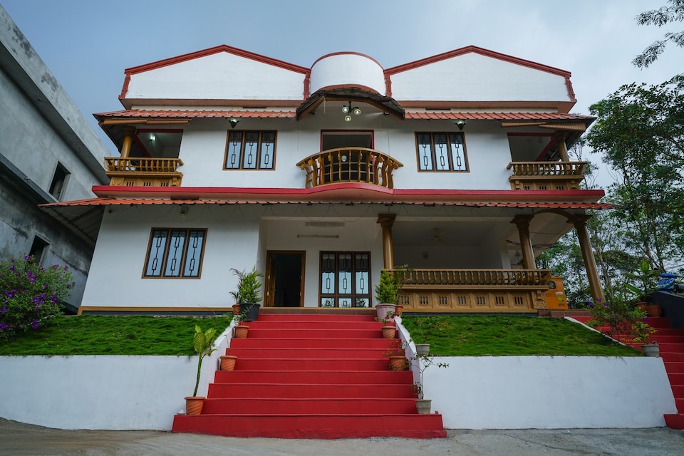 OYO M S Holiday Resort, Anachal, Munnar