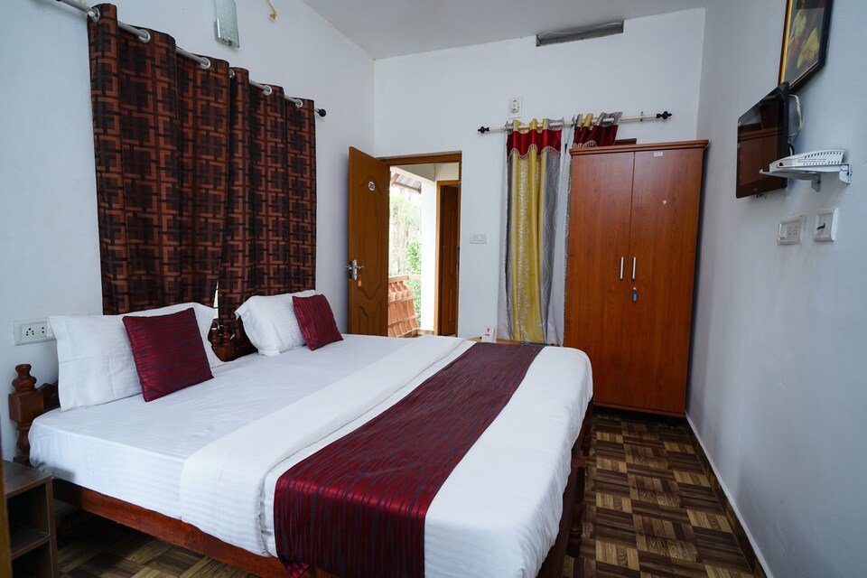 OYO M S Holiday Resort, Anachal, Munnar