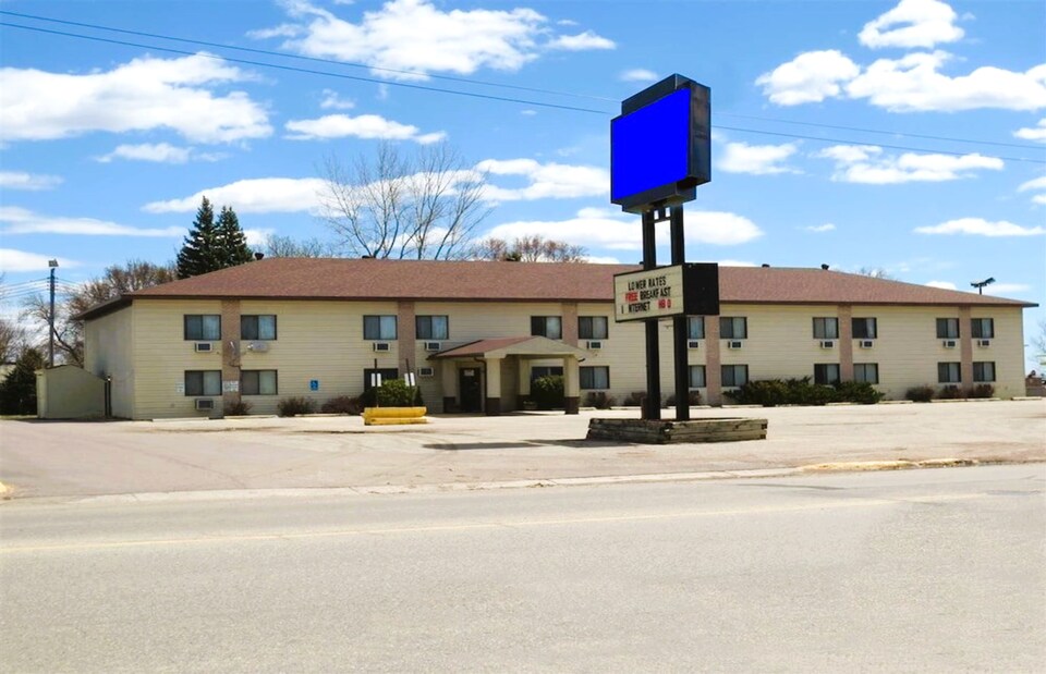 OYO Hotel Pipestone MN, Canterbury Park, Pipestone MN, Pipestone