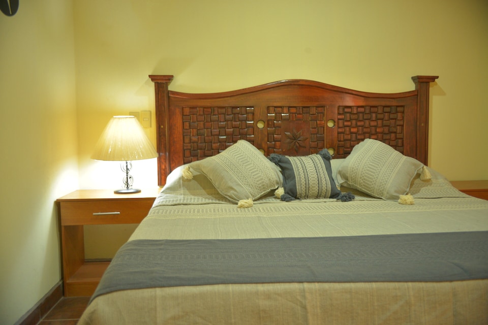 OYO Hotel Castillo Santa Cecilia, Guadalajara, JAL, Guadalajara, Jalisco