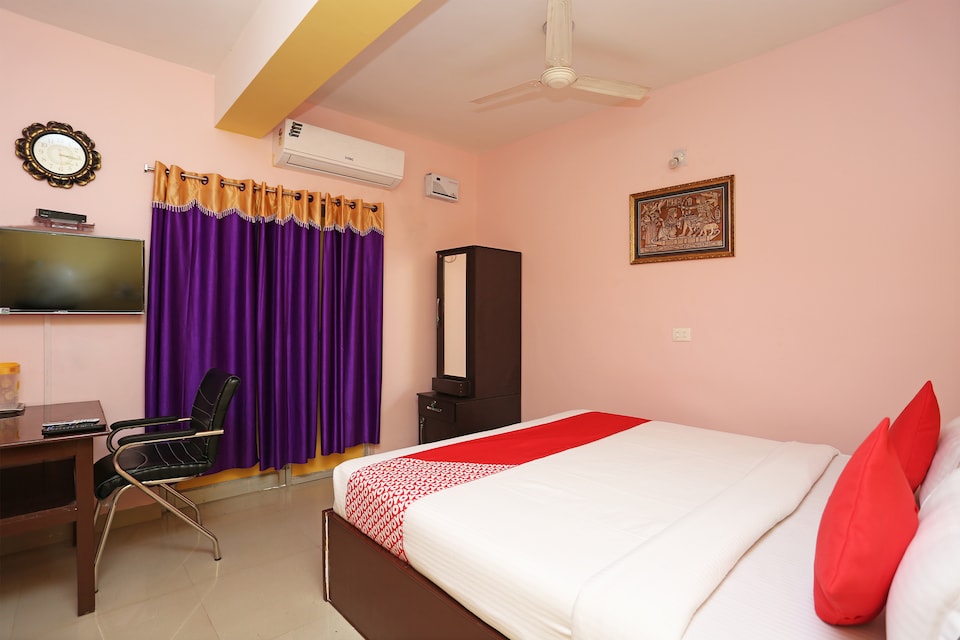 Hotel Grand Paradise, Patia Bhubaneswar, Bhubaneswar