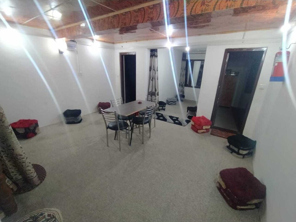 OYO Hayder Homestay, Pahalgam Homes, Pahalgam