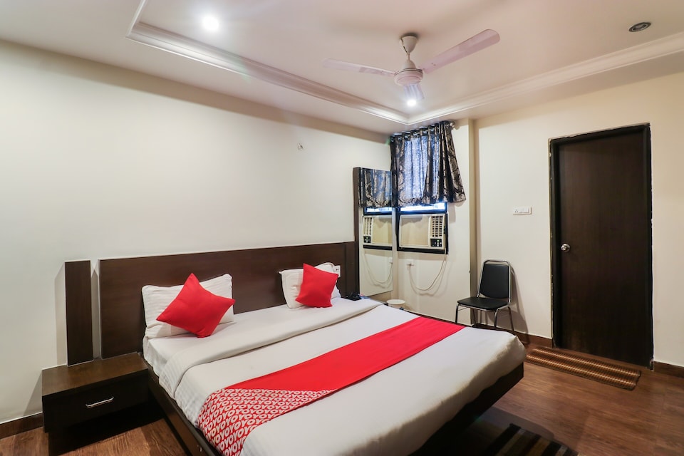 OYO 10745 Hotel Tuli's, Durg, Bhilai