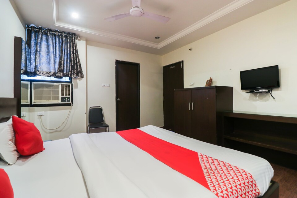 OYO 10745 Hotel Tuli's, Durg, Bhilai
