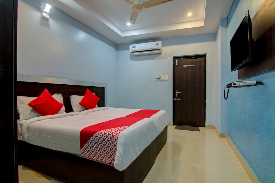 Live on VSK427, MVP Colony Visakhapatnam-II, Visakhapatnam