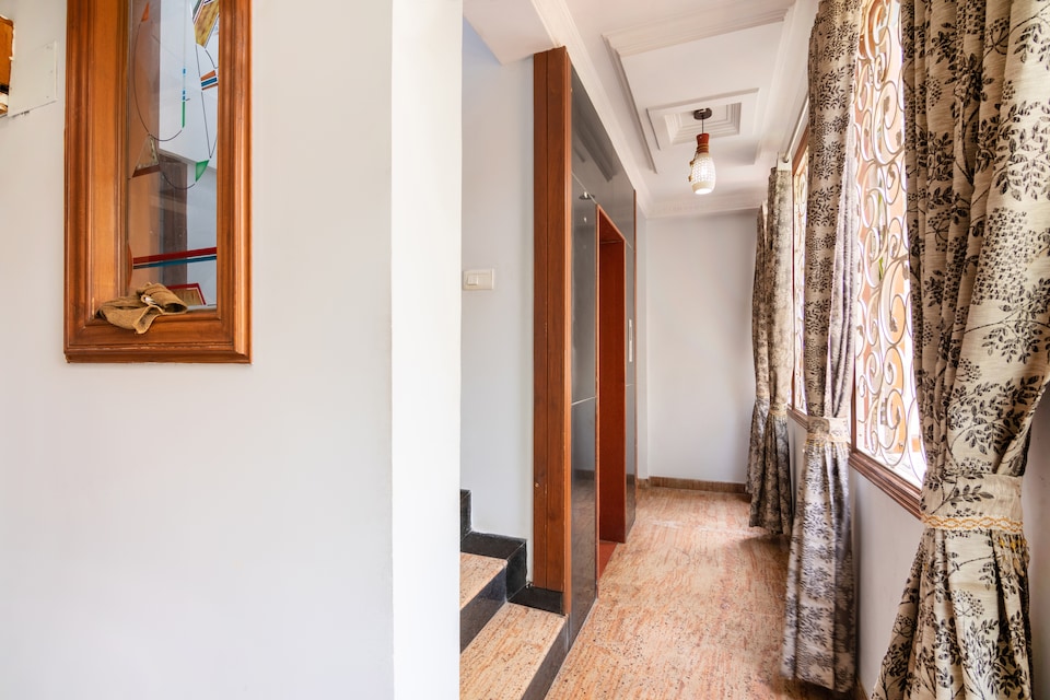 Hotel O Sree Balaji Residency Basaveshwar Nagar, Rajajinagar Bangalore-II, Bangalore