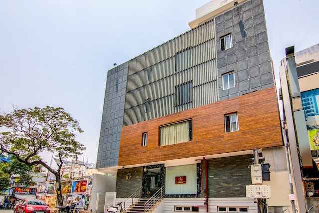 Capital O by OYO Pratibha Grand