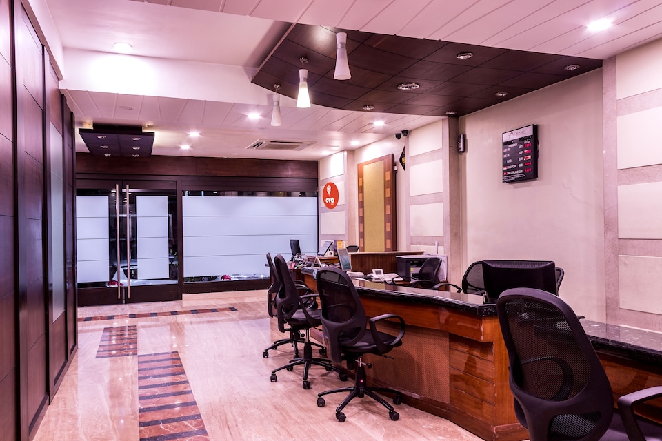 OYO Premium 145 Domestic Airport Nehru Road, Mumbai Bandra-Khar-Santacruz, Mumbai