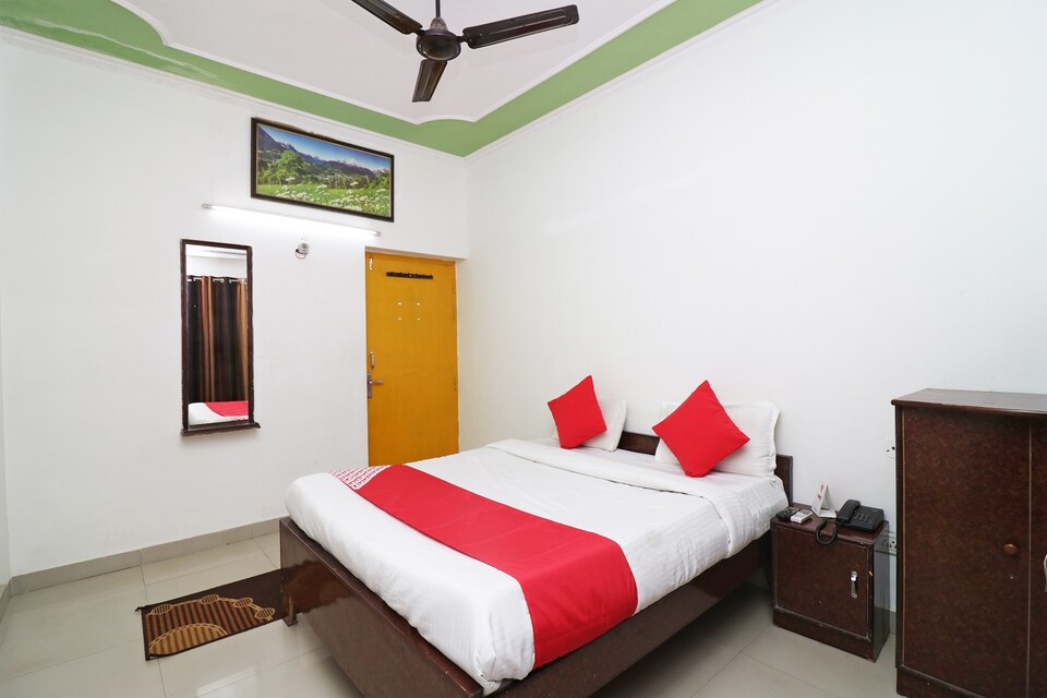 OYO 10875 Optimum i Hotel, Taj East Gate Road Agra, Agra