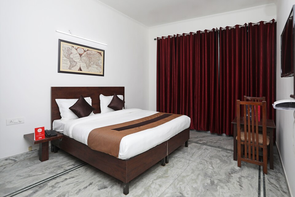 OYO Aastha Residency, Faridabad, Faridabad