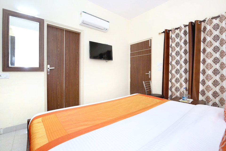 OYO Hotel Starwood, Mohali, Mohali