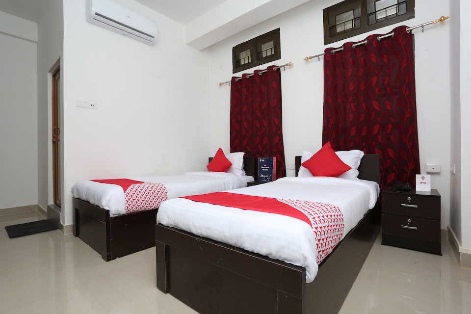 OYO 10912 Nirman Residency, Hatigaon Guwahati, Guwahati