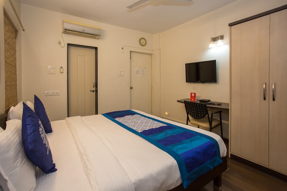 OYO 10934 Hotel Eminent, Baner Pune, Pune