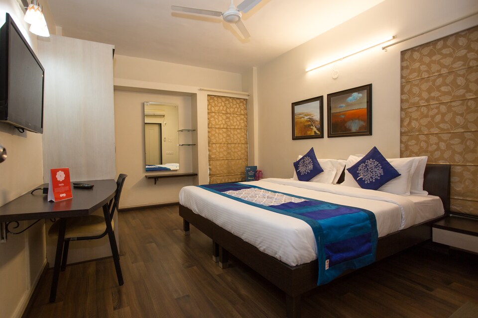 OYO 10934 Hotel Eminent, Baner Pune, Pune