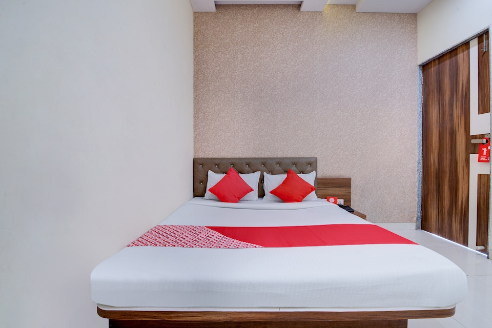 OYO 10939 Hotel Sangam, Kharadi Pune, Pune