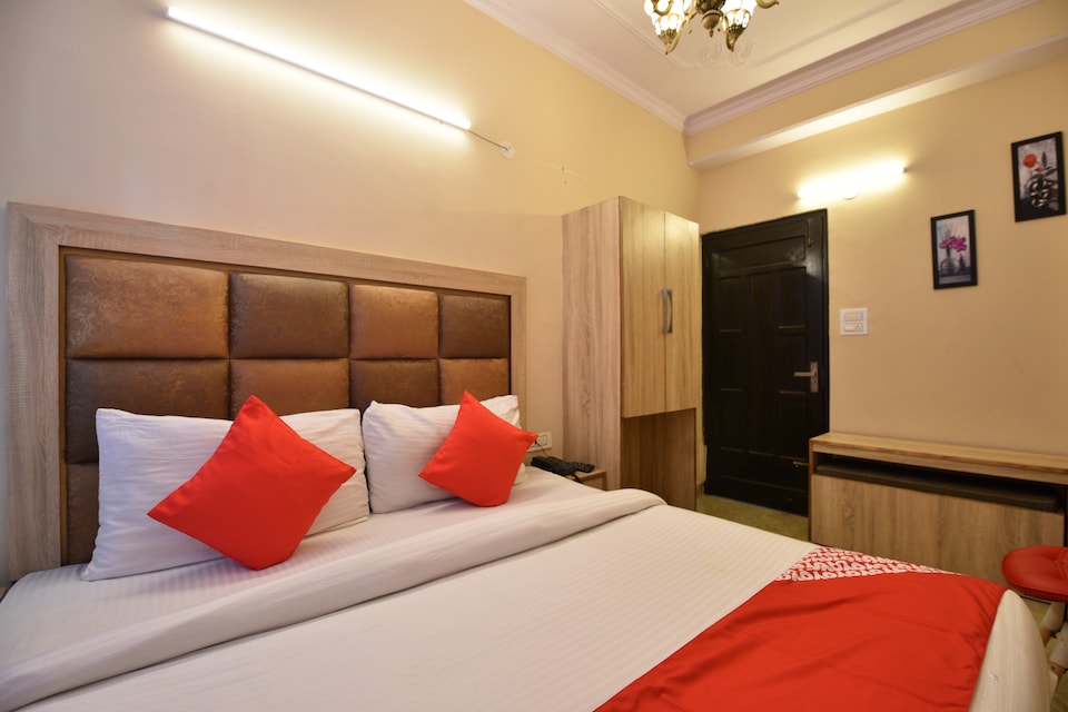 OYO 10942 Home Inn, Bharari, Shimla
