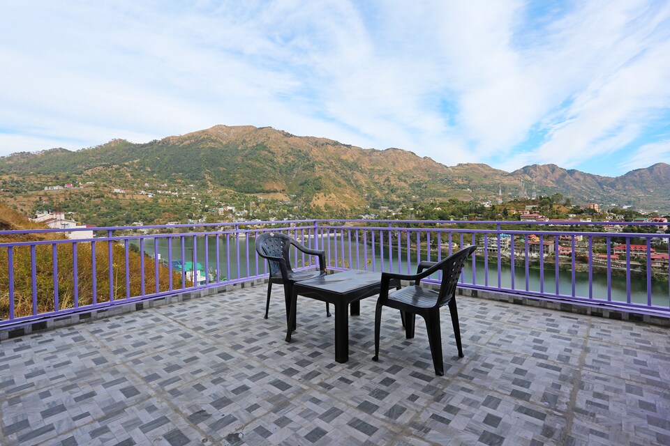 OYO Home 10946 Rainbow Cottage 3BHK, Bhowali Nainital, Nainital