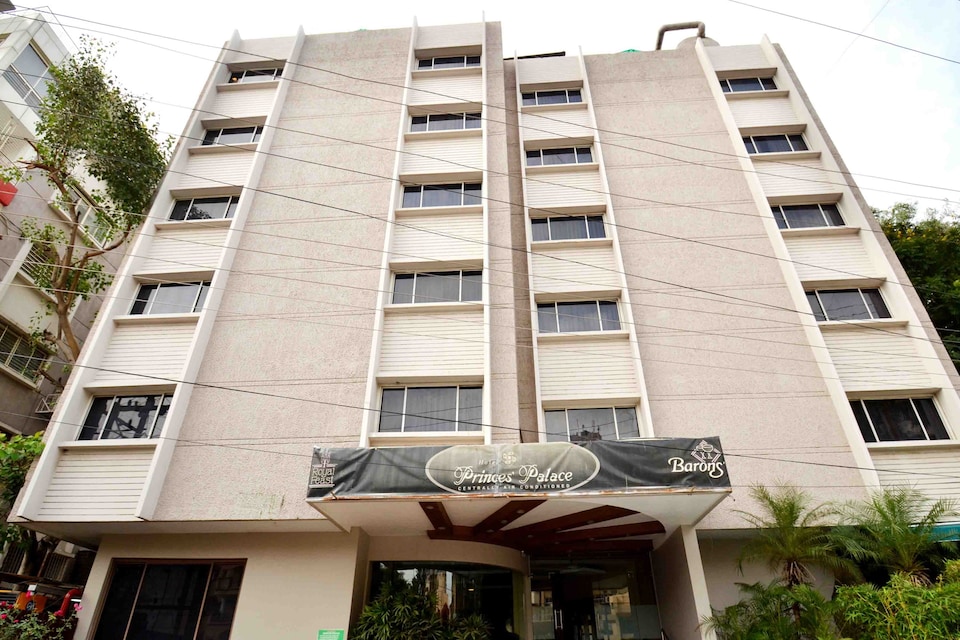 OYO 1468 Hotel Princes Palace, MG Road Indore, इंदौर