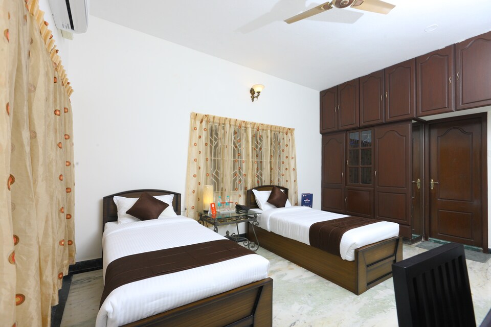 OYO 10952 Maple INN, OMR Chennai, Chennai