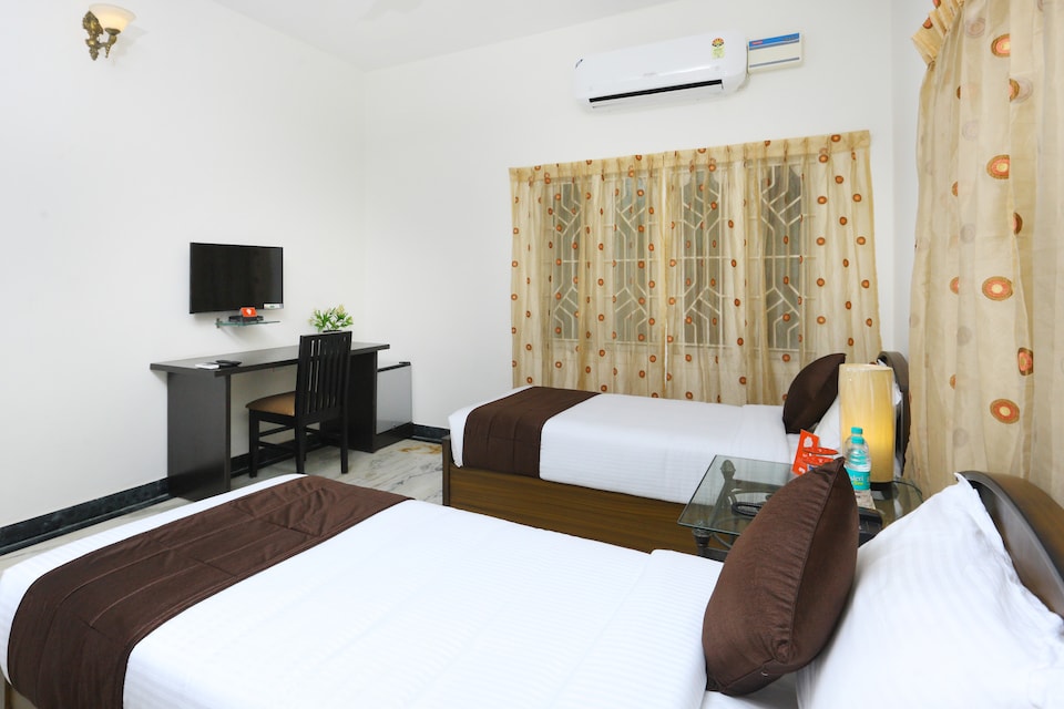 OYO 10952 Maple INN, OMR Chennai, Chennai