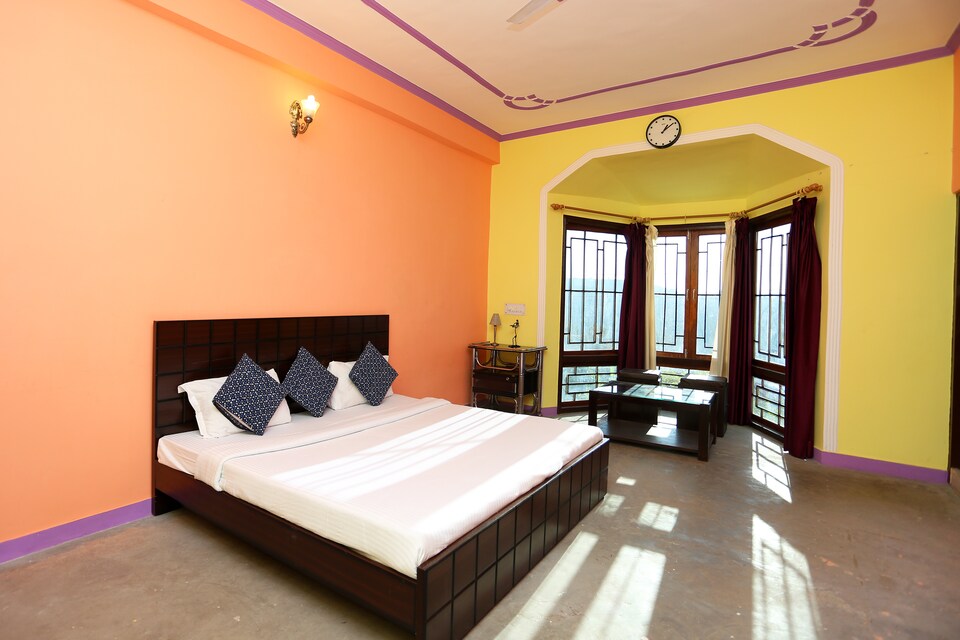 OYO 11049 Home 3BHK Villa Nakuchiyatal, Naukuchiatal Nainital, Nainital