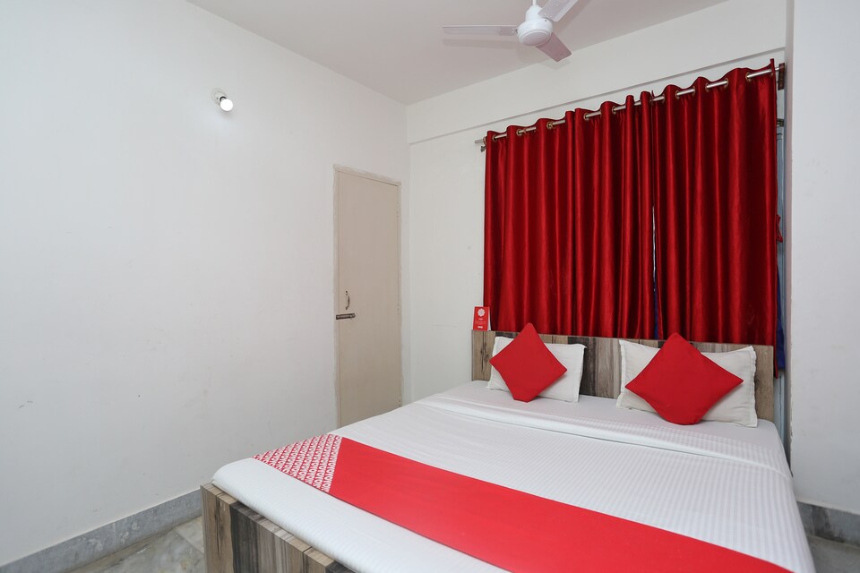 Hotel O Amar Raj Guest House, Rajarhat Kolkata, Kolkata